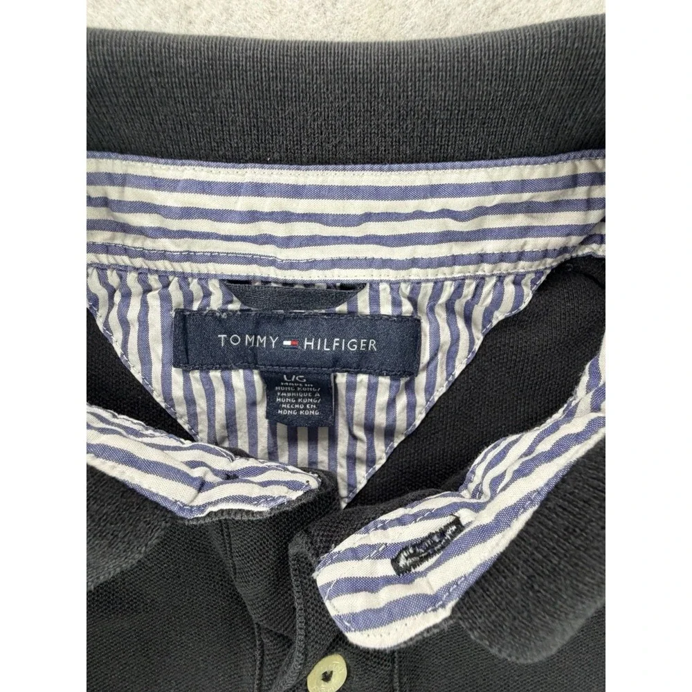 Tommy Hilfiger Polo Shirt Mens Medium Logo Rugby Solid Black Collared Custom Fit - Picture 2 of 5